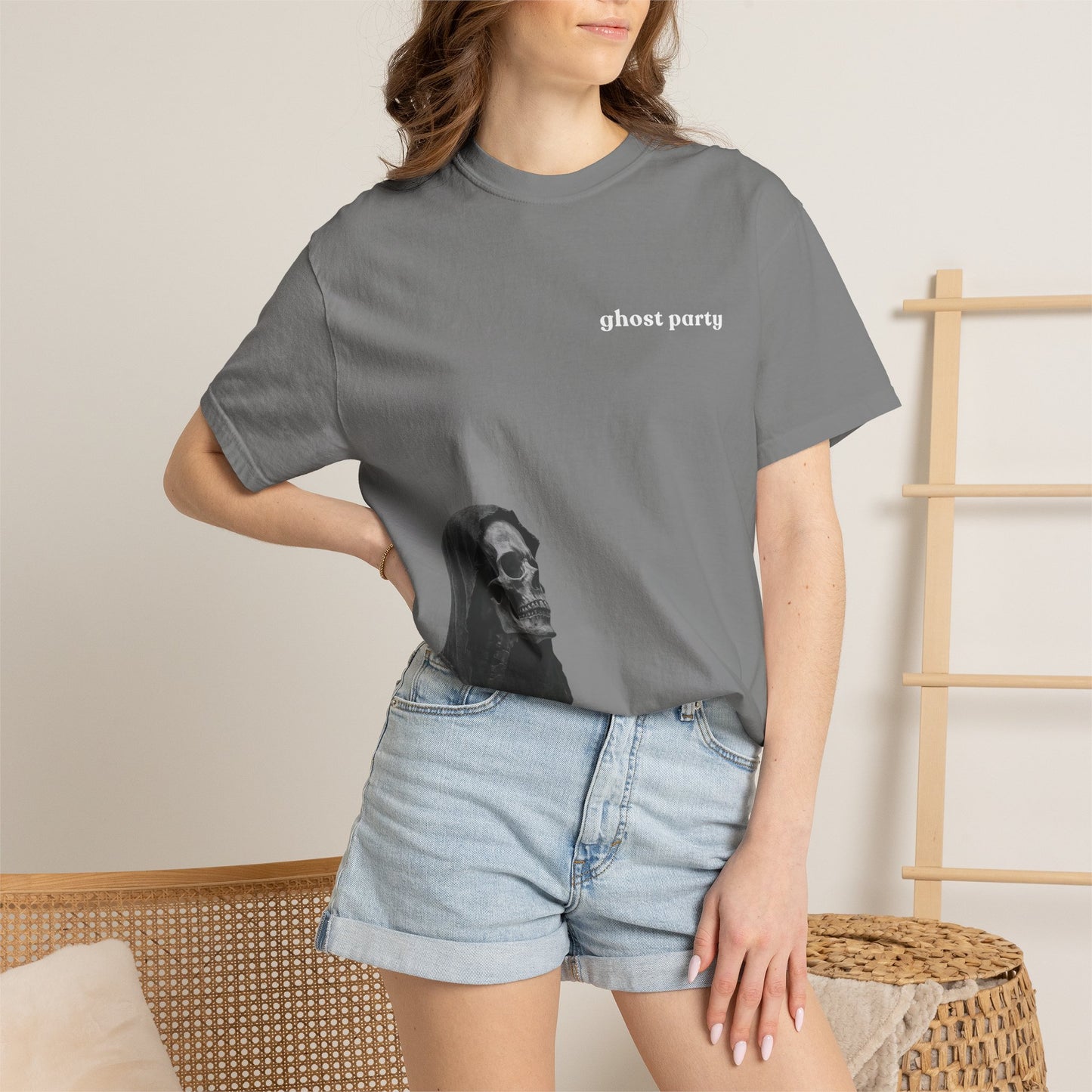 'I'm so broken' Gothic Graphic Tee